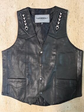UNIK 90’s Vintage Leather and Native Beaded Vest Men’s 40 Large